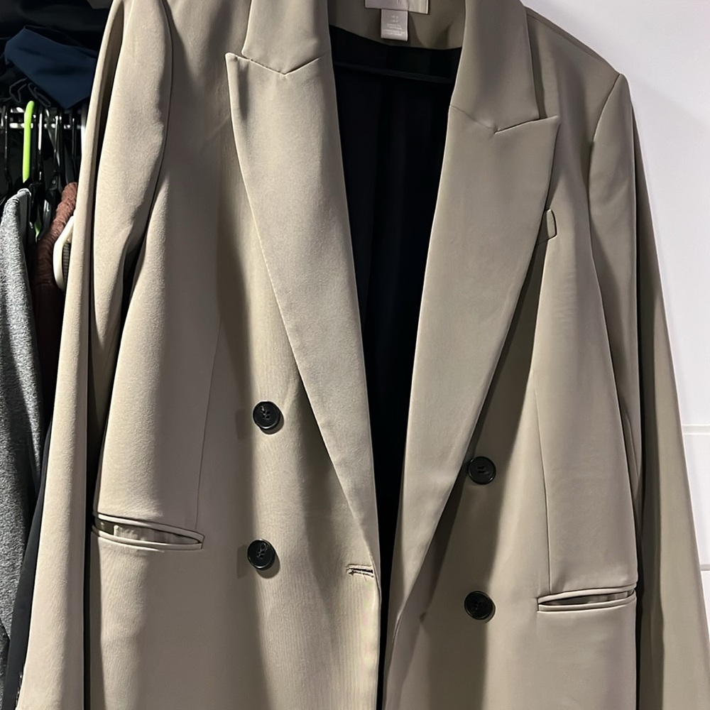 H&M blazer - Picture 3 of 11